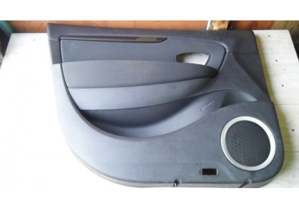 обшивка дверки лівої передньої Renault Grand Scenic III, 809010473R